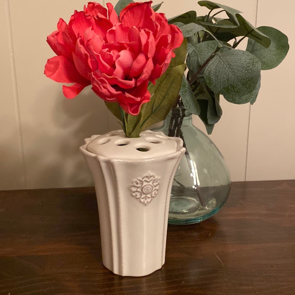 Southern Living at Home - Petite Arrange It Easy Vase  NIB